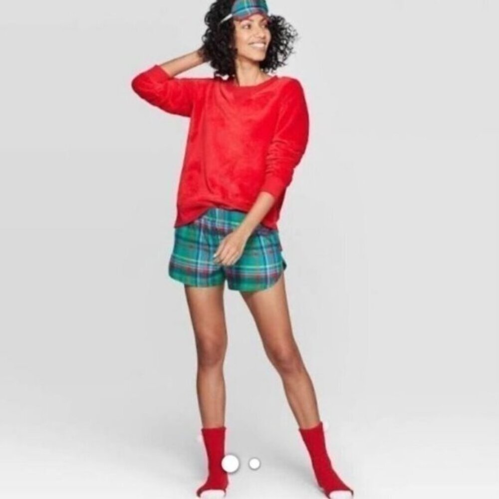 Women’s Christmas Plaid Pajama Set Red Top & Green Tartan Shorts - Picture 1 of 3